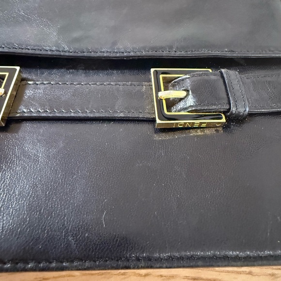 Vintage Fendi Baguette - Picture 2 of 13
